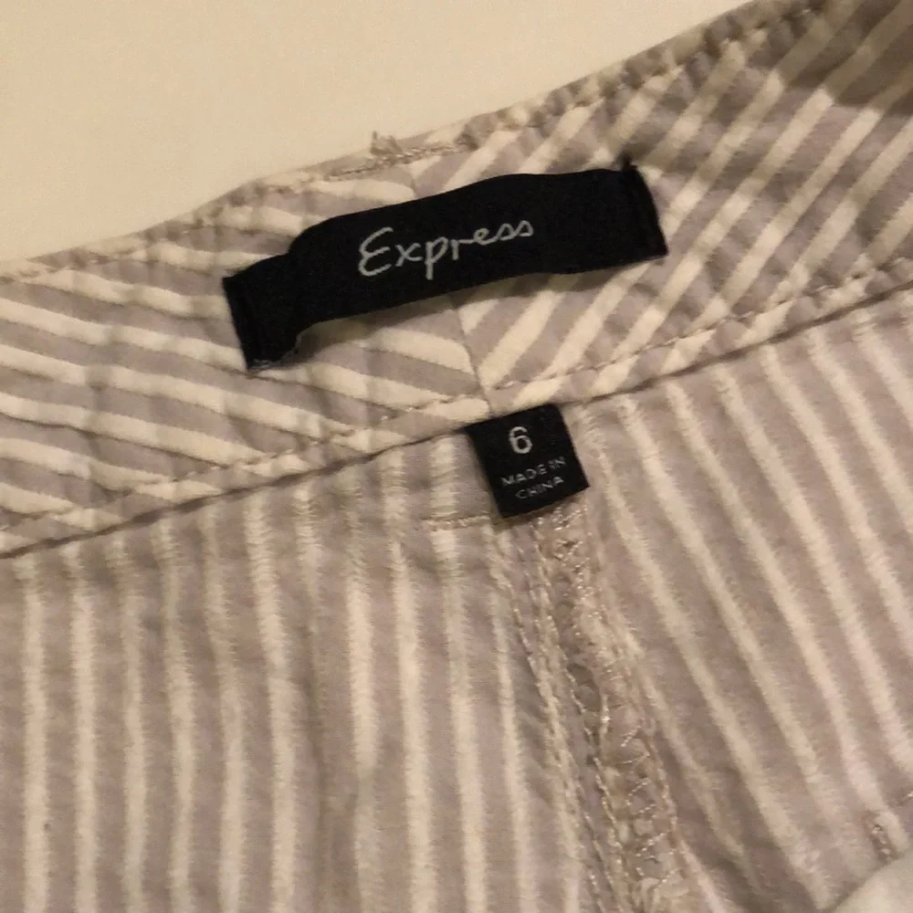 Express Shorts 5/$30 - Picture 5 of 5